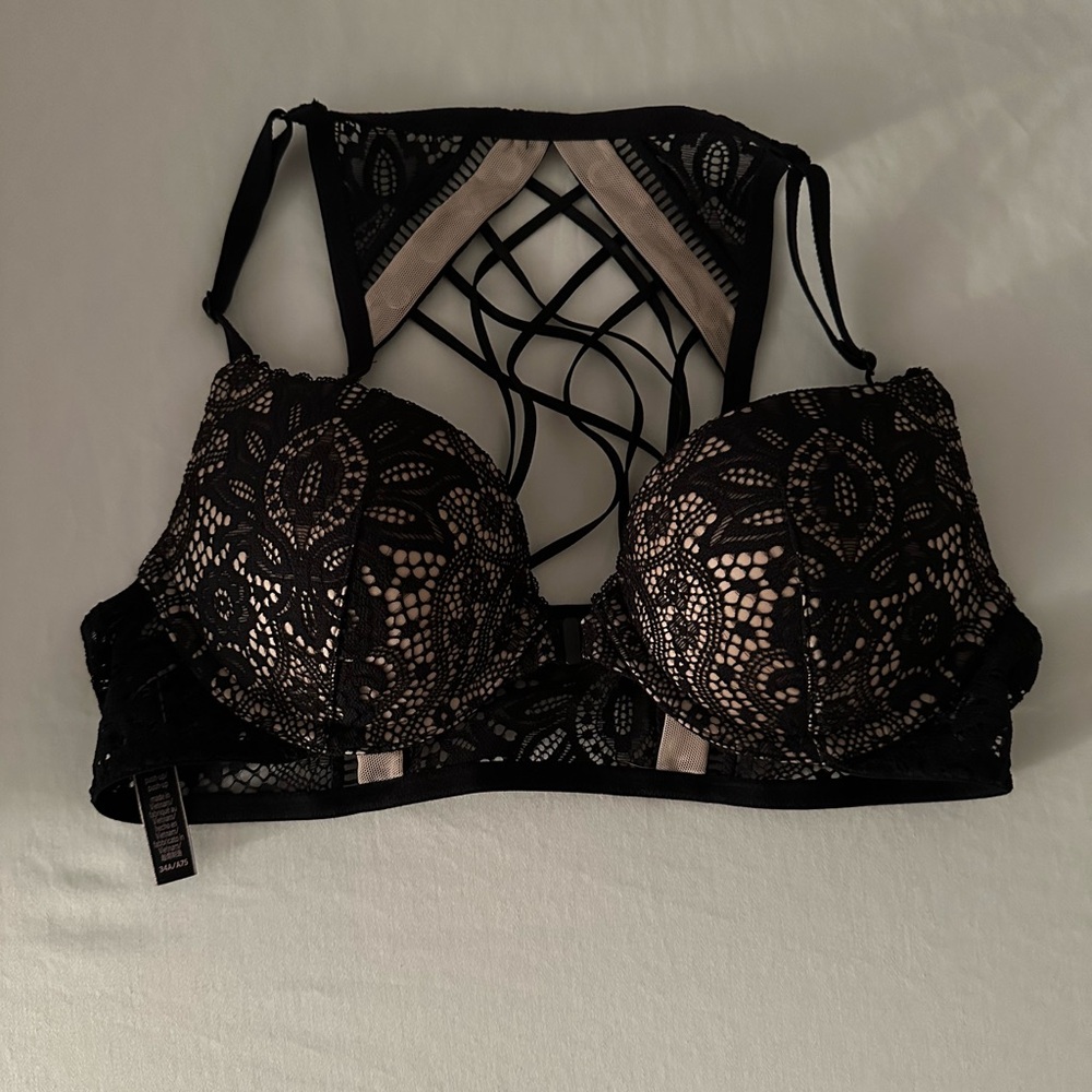 Victoria's Secret - Black Lace Bra with Strappy Back